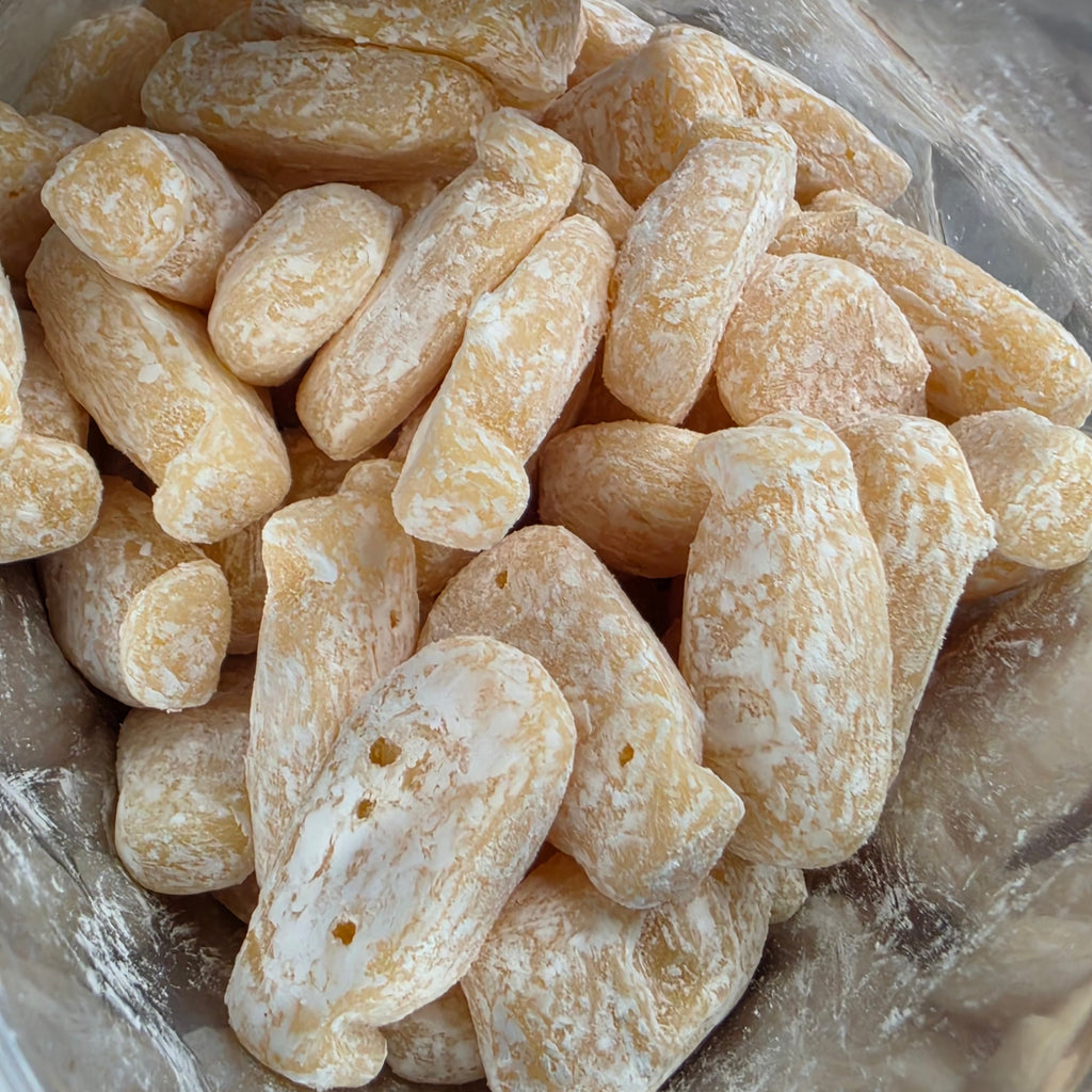 Dusted Milk Bottles Gums 500g - Resealable Bag, Pick and Mix Sweets, Bulk, Party Bags, Candy Gifts