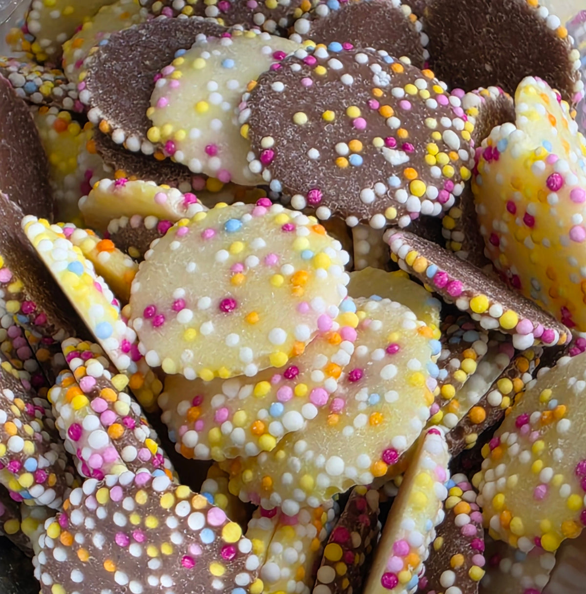Chocolate Jazzies and Snowies 500g -   Resealable Bag, Pick and Mix Sweets, Bulk, Party Bags, Candy Gifts
